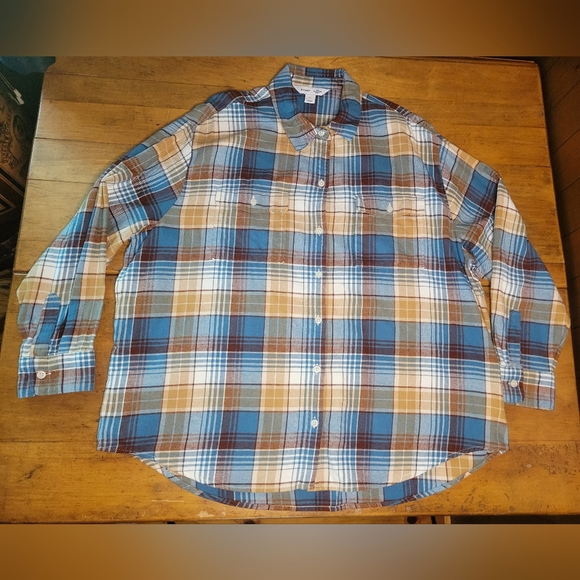 Old Navy Plaid The Boyfriend Shirt Long Sleeve Button Up Shirt Women's XL - Picture 1 of 8